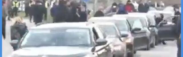 "Država prestala da postoji kad je poslala batinaše na narod"