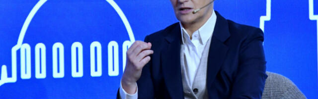 Ана Брнабић: Отимају да би се препоручили странцима, увек на штету Србије