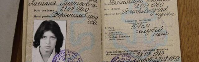 Ljiljana se skinula u CRVENI BIKINI, pa skočila u VODU PUNU AJKULA: Nekako se domogla obale, a tamo TIP U MERCEDESU