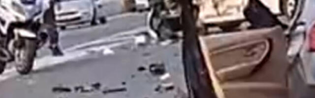 Судар на улазу у Умку, три особе превезене у Ургентни центар