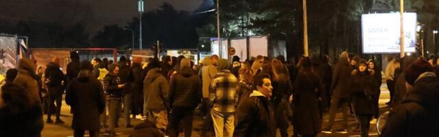 Brutalno otkucavanje realnosti! Blokader naleteo na baku - pa se proveo kao bos po trnju! (VIDEO)