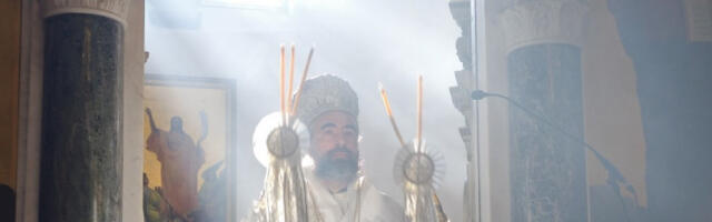 Свечано прослављен Васкрс у никшићком Саборном храму