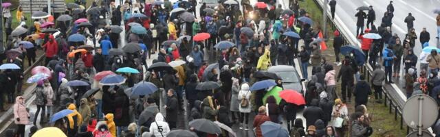 Sat vremena blokirane Srbije: Za kraj protesta u nekoliko gradova incidenti, Nišlije i dalje na ulici