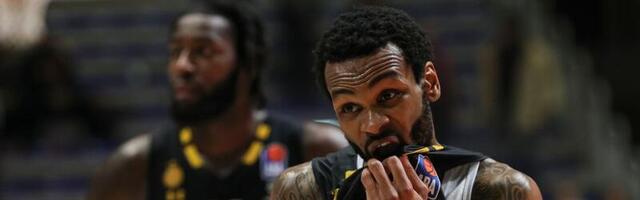 Partizan umesto u Istanbul sleteo u Izmir, u Ankari tek kasno večeras
