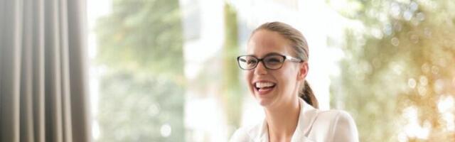 POSAO I NOVAC PRIPADAJU NJIMA: Horoskopski znaci na koje se ove godine samo PARE lepe