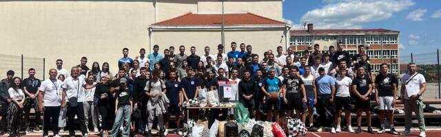 Prokupački gimnazijalci organizovali humanitarnu akciju za pomoć porodici Šljivić iz Popove