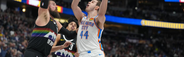 Denver bez "povređenog" Jokića razmontirao Oklahomu: Topić upisao dabl-dabl i odigrao meč karijere