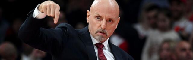 Saša Obradović se obraća nakon poraza u Večitom derbiju: Konferenciju pratite na Sportalu /VIDEO/