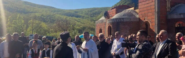 NIČU DVE NOVE SVETINJE: Mitropolit Atanasije obišao gradilišta koja menjaju duhovnu mapu mileševskog kraja
