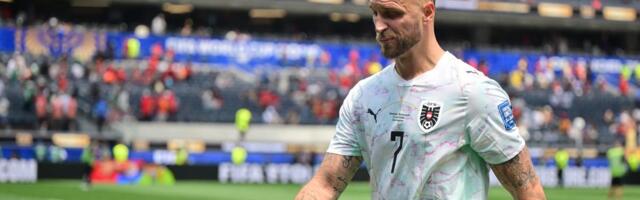 Arnautović "odsvirao" kraj uz reku suza: Katastrofa je, već sam se isplakao dovoljno! /VIDEO/