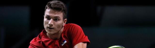 Srbija pala posle tri sata drame: Kecmanović izgubio dobijen meč, moraće Đoković opet da spasava