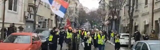 Počeo protest radnika GSP: Došli i studenti da ih podrže (VIDEO)