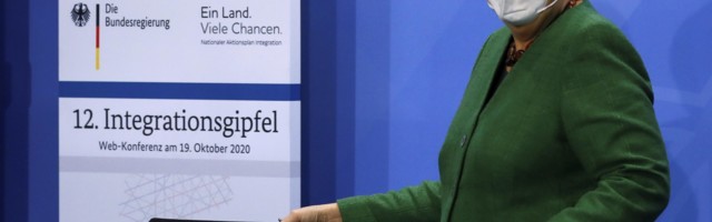 Merkel: “Situacija je dramatična, postoji opasnost da nećemo imati dovoljno kreveta…”