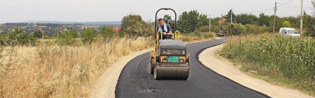 Asfaltirane dve ulice u MZ Opornica
