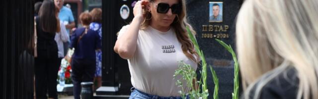 Mnogi smatraju da je Viki izdala Sašu Popovića: Pojavila se na njegovom pomenu, a evo šta joj je Suzana rekla pri susretu