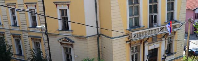 Evakuacija zbog dojave o bombama u Osnovnom sudu i Domu zdravlja