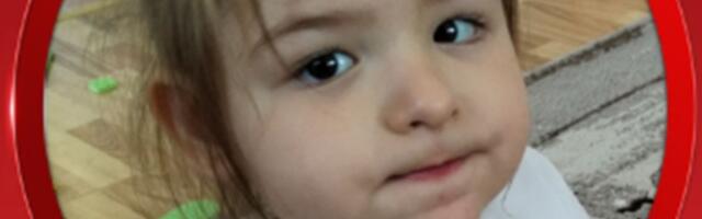 Ajša (6) ima bolest koja pogađa samo devojčice: Ona ne priča, ne hoda i ne koristi ruke