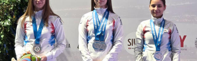 Две сребра за српске јуниорке