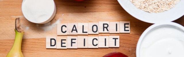 Skinite kilograme bez dijete: Otkrijte tajnu kalorijskog deficita koja topi masne naslage