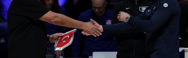 Ergin Ataman pohvalno o Dušanu Alimpijeviću, ali je udario po FIBA i Evroligi! (Video/Foto)