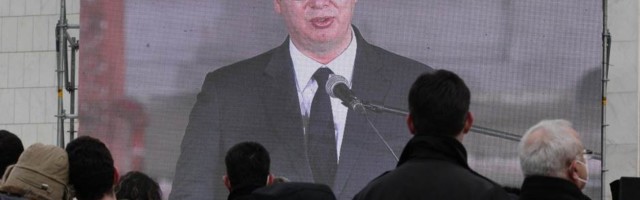 Predsednik na sahrani patrijarha: Vučić nije poslušao Vučića od pre deset godina