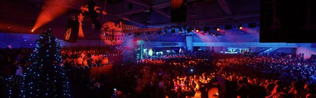 Vlado Georgiev predvodi Dragi Bravo novogodišnju proslavu koja ima i humanitarni karakter