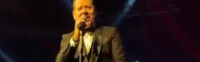 Vlado Georgiev otvorio koncert u Areni čuvenim hitom: Pevač publici priredio spektakl, ona peva u glas sa njim