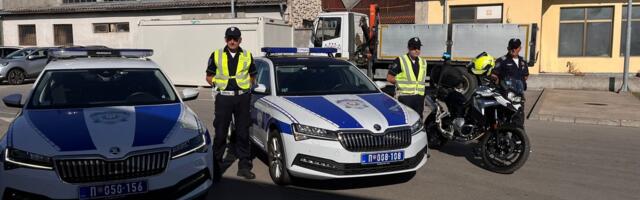 Agencija za bezbednost saobraćaja raspisala novogodišnji likovni konkurs za prvake