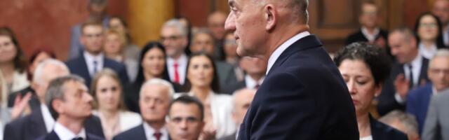 Vujić čestitao Božić: Ljubav Božija da bude pokretač za jačanje međusobnog razumevanja