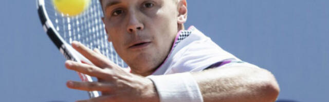 Међедовић у осмини финала АТП турнира у Окланду