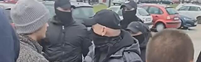 VIDEO Na dan izbora u Aranđelovcu policija bila maskirana i sa lažnim tablicama: Šta zakon kaže o tome