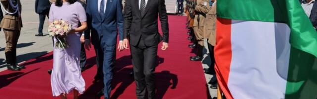 "RADUJEM SE SUSRETU SA PRIJATELJEM ORBANOM!" Džej Di Vens stigao u posetu Mađarskoj pred parlamentarne izbore (FOTO)