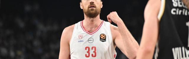 Nikola Milutinov u idealnoj petorci Evrolige