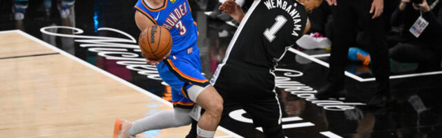 NBA SPEKTAKL! Vembanjama na kolenima, Oklahoma vratila brejk protiv San Antonija