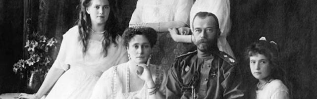 Русија: велики крсни ход у знак сећања на Романове