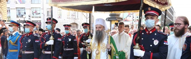 Više desetina hiljada Beograđana u Spasovdanskoj litiji (FOTO)