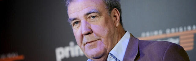 POZNATI VODITELJ DIGAO FRKU NA INTERNETU: Imam 60 godina, voziću automobile na benzin dok ne umrem! (FOTO)