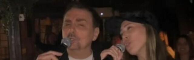 TATA I ĆERKA U DUETU: Keba i Taša zapevali hit "U snu ljubim medna usta" (FOTO/VIDEO)
