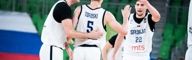 Moćno, moćnije - Srbija! "Orlići" gaze sve pred sobom i idu u polufinale Evropskog prvenstva