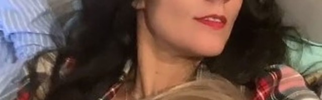 'Misliš da je to normalno?' Majka koja doji četvorogodišnjeg sina uznemirila mnoge roditelje (VIDEO)