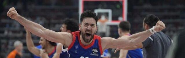 BRAVOOOOOO!  Vasa Micić MVP fajnl foura Evrolige
