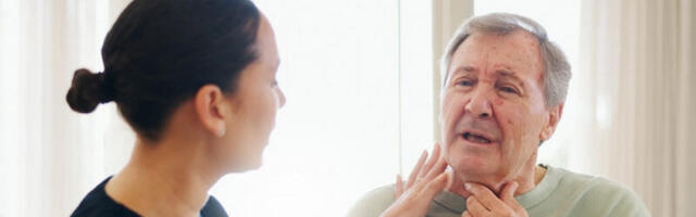 PROMUKLOST I PROBLEMI PRILIKOM GUTANJA MOGU UKAZATI NA KANCER: Mnogi ignorišu ove simptome i mešaju ih sa prehladom (FOTO)