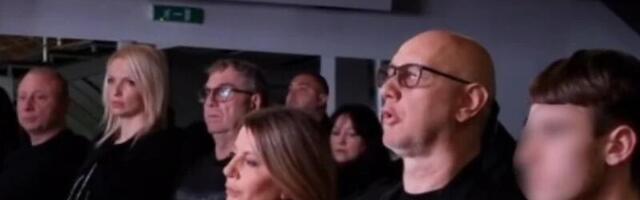 TUŽNE SCENE SA KOMEMORACIJE: Viki Miljković se načisto slomila kada su puštene slike na video bimu, a OVA pesma je sve rasplakala
