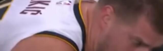 NIKOLA POBESNEO Jokić urlao na saigrače i trenera (VIDEO)