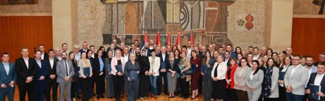 Za uslugu lični pratilac deteta Gradu Leskovcu više od 13 miliona dinara