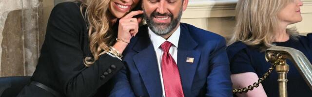 TRAMPOV SIN DOŠAO U SRPSKI KOMŠILUK SA ŽENOM KOJA JE ISTA MELANIJA! Podseća ga na maćehu, a jedan detalj SVE ŠOKIRA