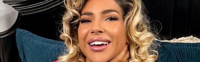 OVO JE NJENA KOREOGRAFIJA! Jovana Jeremić mešala kukovima pa uradila špagu i poručila svima: Vreme je za požar na društvenim mrežama (VIDEO)