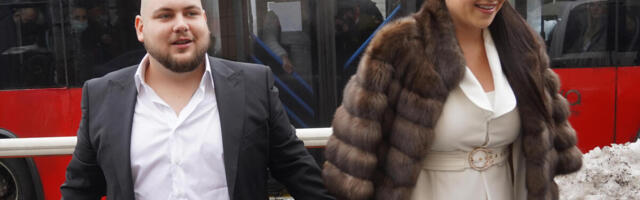 KAD TRAJKOVIĆI SLAVE, TO PUCA! Da li ste ikad videli ovakvu slavsku trpezu? Nema šta nema, IZOBLJE SVEGA