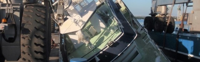 Hrvati napravili novi brod, kada su krenuli da ga spuste u more počeo je haos! Traži se džinovska dizalica!