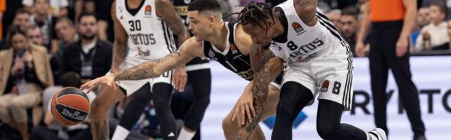 PARTIZAN DOPUSTIO PREVIŠE OFANZIVNIH SKOKOVA: Navijači crno- belih besni na igrače nakon poraza od poslednjeg tima na tabeli! (TVITOVI)